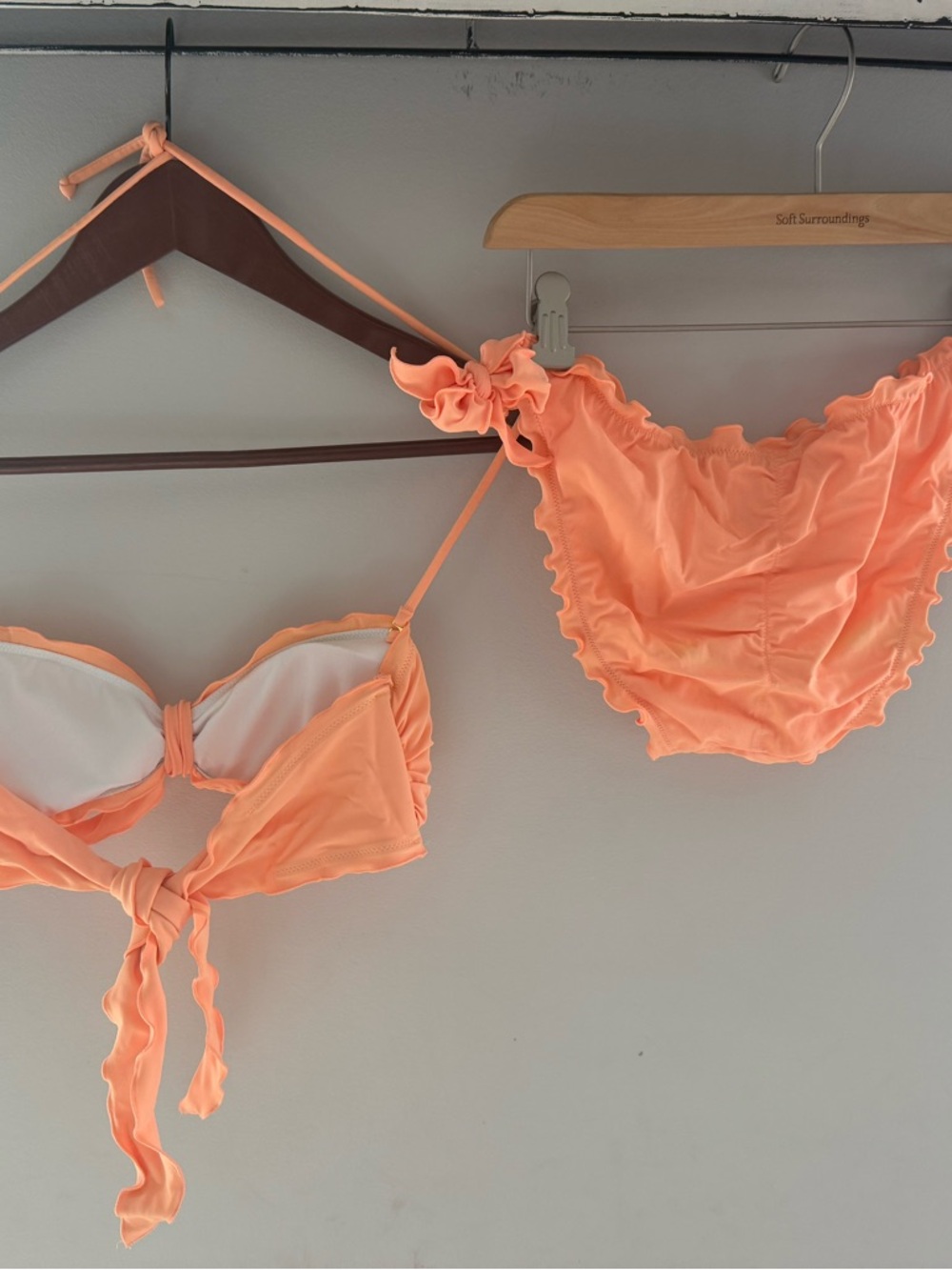 Victorias Secret Peach Ruffled Bikini Set M/L - Picture 6 of 8